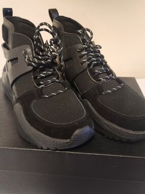 Kenneth Cole - Maddox Hiker Men's Boots - Black - Size 7 US (40 EU) - Brand New